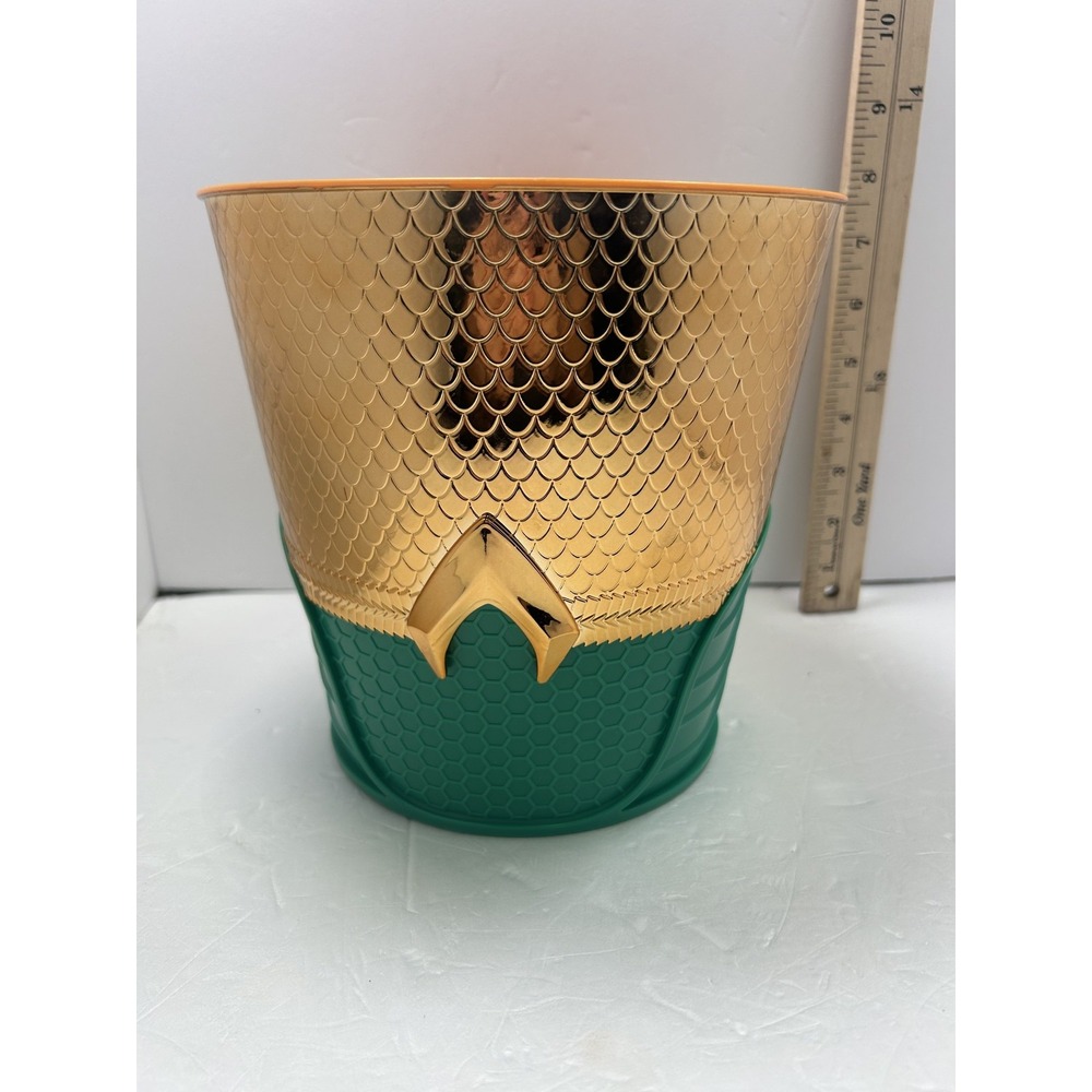 Aquaman And The Lost Kingdom AMC Theatres Movie Popcorn Bucket Gold Green